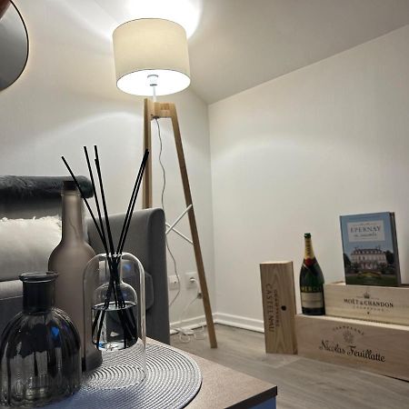 Apartmán Le P'Tit Millesime - Hypercentre Épernay Exteriér fotografie