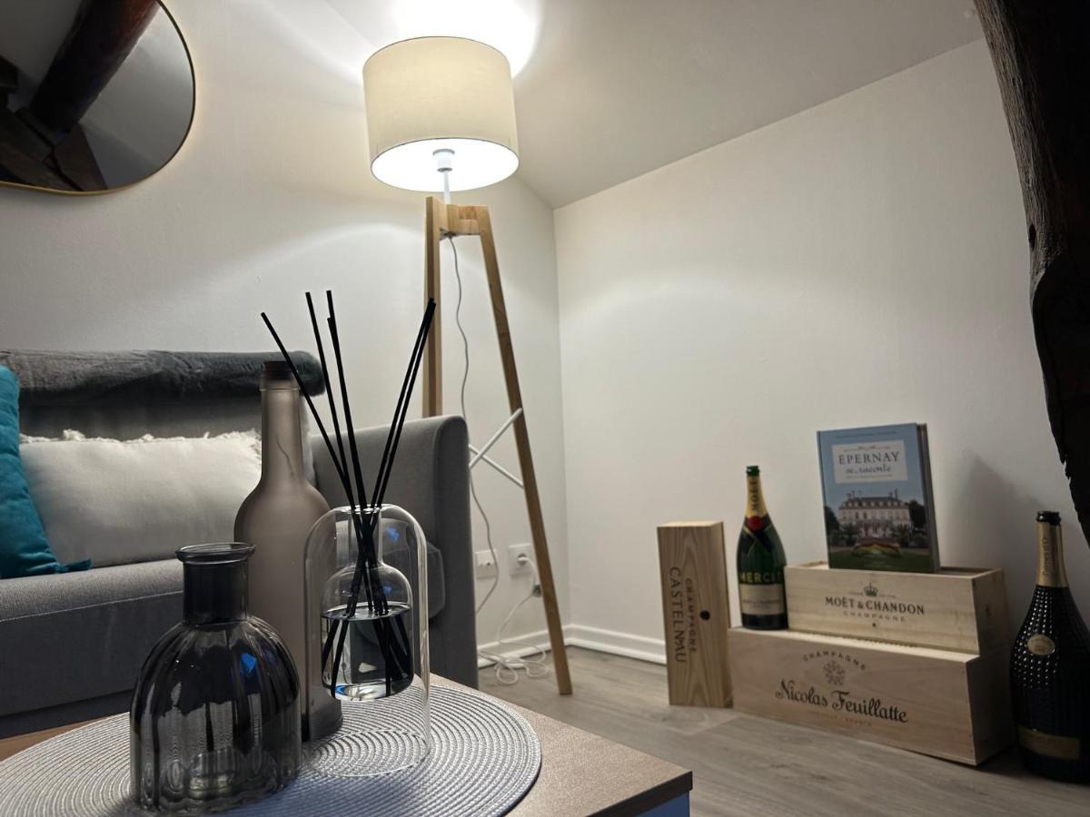 Apartmán Le P'Tit Millesime - Hypercentre Épernay Exteriér fotografie
